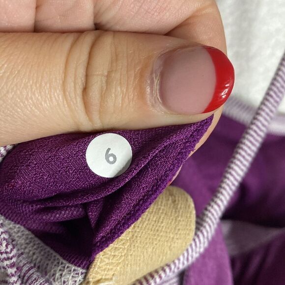 Lululemon-No Limits Purple Built In Shelf Bra Racer Back Active Tank Top- Size 6 - Picture 6 of 7